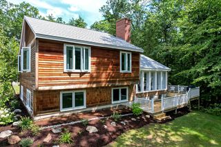 146 W Parish Road, Concord, NH 03303
