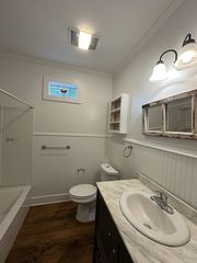 503 Hosea St, Brenham, TX 77833
