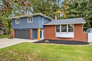 8132 Wyatt Rd, Broadview Heights, OH 44147