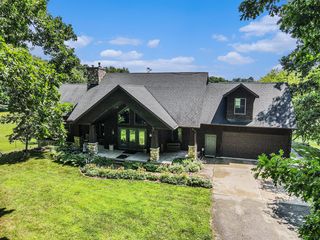 12651 S  Enzian Rd, Plainwell, MI 49080