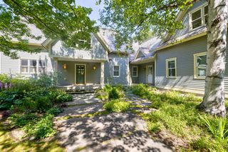 271 Thomas Pasture Rd, Stowe, VT 05672