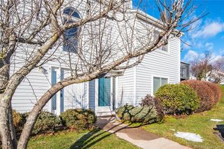 61 Midway Dr #61, Cromwell, CT 06416