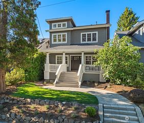 1928 E McGraw Street, Seattle, WA 98112