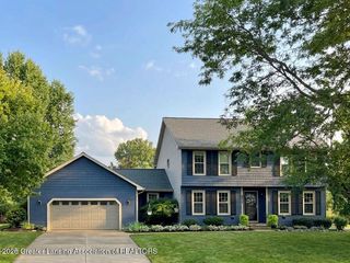 2525 Varsity Ln, Holt, MI 48842