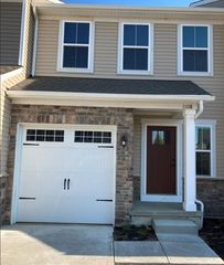 1108 Meadow Run, Akron, OH 44321