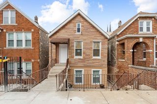 2124 W  23rd Pl, Chicago, IL 60608