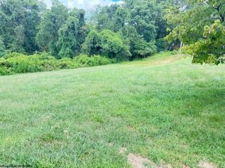 N  24th St, Clarksburg, WV 26301