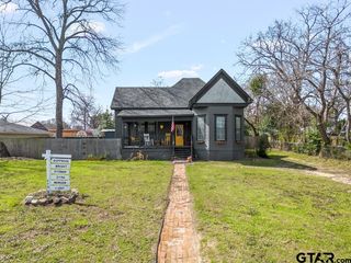 520 N  Trinity St, Gilmer, TX 75644