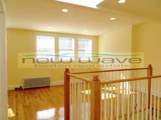227 Newbury St #2, Boston, MA 02116