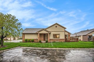 46865 High Meadows Ct, Macomb, MI 48044