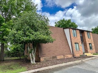 517 W  Market St #H, Graham, NC 27253