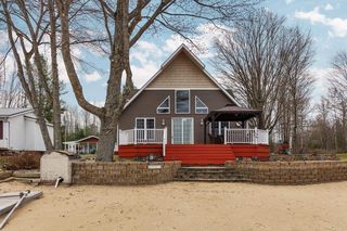 1219 Nokomis Dr, Gladwin, MI 48624