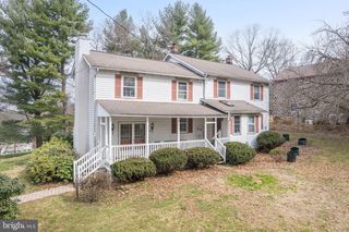 861 Hillsdale Rd, West Chester, PA 19382