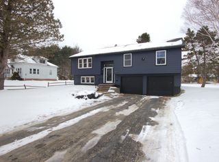 148 Lancaster Avenue, Bangor, ME 04401