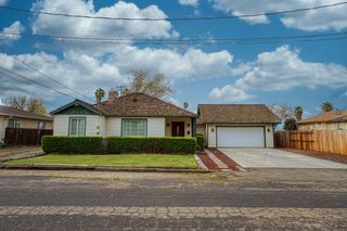 215 Northmead Way, Patterson, CA 95363