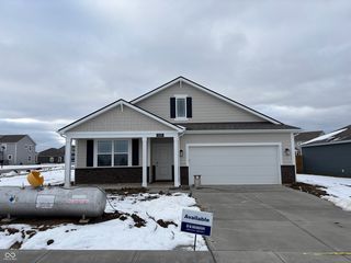 5226 Woodhurst Ln, Indianapolis, IN 46239