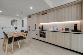 225 N  Miami Ave #1707, Miami, FL 33128