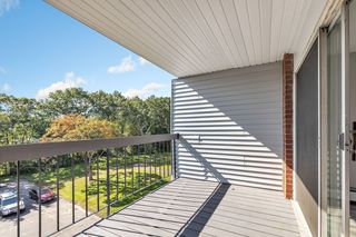 366 Schraffts Dr #6-201, Waterbury, CT 06705