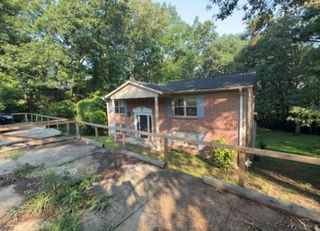 544 16th Ter NW, Birmingham, AL 35215