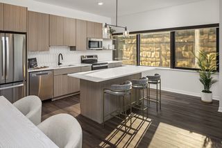 345 Saint Peter St #1111, Saint Paul, MN 55102