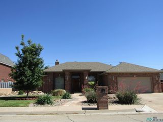 2104 W  Ray Ave, Artesia, NM 88210