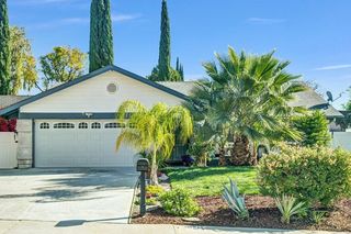 30308 Jasmine Valley Dr, Santa Clarita, CA 91387