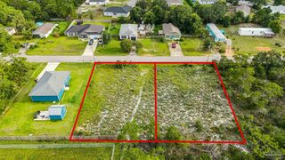 93 Capitol Dr, Gulf Breeze, FL 32563