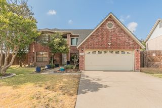 201 Tabor Dr, Arlington, TX 76002