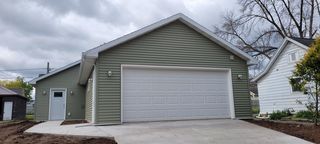312 E  Beacon Ave, New London, WI 54961