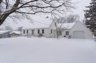 5116 Exeter Rd, Erie, PA 16509