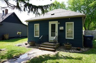 317 S  Maple St, Watertown, SD 57201
