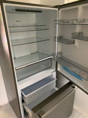 Large no frost refrigerator