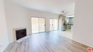 5135 Zelzah Ave #203, Encino, CA 91316