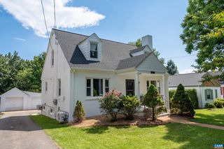 1036 Locust Ave, Charlottesville, VA 22901