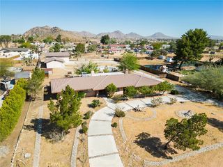 14300 Flathead Rd, Apple Valley, CA 92307