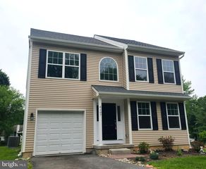 4107 Aston Mills Rd, Aston, PA 19014