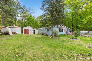 11660 Wren Dr, Lakeview, MI 48850