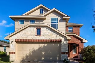 121 Camellia Dr, Hutto, TX 78634