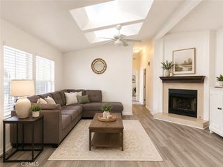 9850 Garfield Ave, Huntington Beach, CA 92646