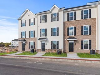 301 Discovery Rd, Brick, NJ 08723