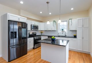 212 Crownshield Ave #212, Uxbridge, MA 01569