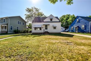 3833 E  186th St, Cleveland, OH 44122