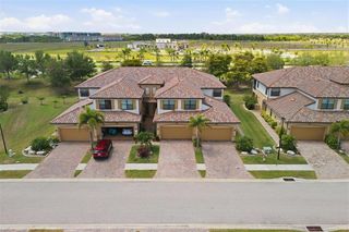 20120 Ragazza Cir #202, Venice, FL 34293