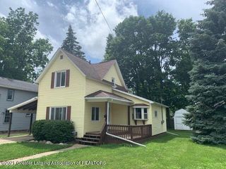104 S  Mead St, Saint Johns, MI 48879