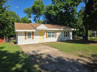 1217 N  Oswego Ave, Tulsa, OK 74115