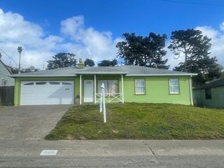 523 Perry Ave, Pacifica, CA 94044