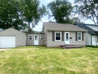 3904 N  Monroe Ave, Peoria Heights, IL 61616