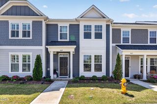 4819 Crescent Square St, Raleigh, NC 27616