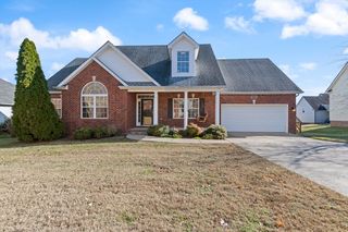 1220 Chapmans Retreat Dr, Spring Hill, TN 37174