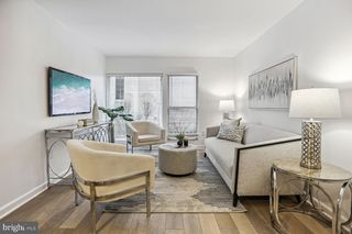 601 Pennsylvania Ave NW #209, Washington, DC 20004